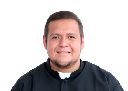 El seminarista misionero César Fernando Hernández Colín es enviado a la Misión de Perú.